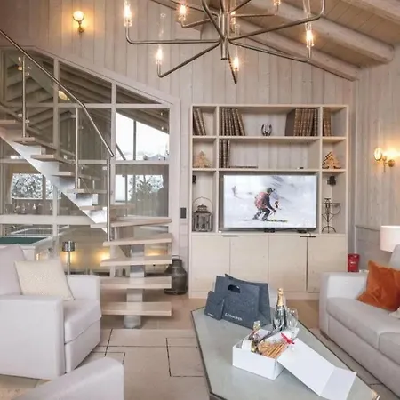 8 Bedrooms Chalet In 1850 Villa Courchevel