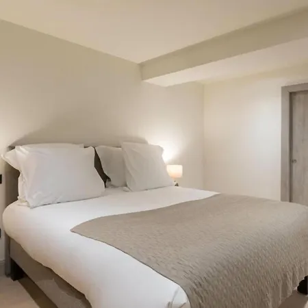Villa 8 Bedrooms Chalet In 1850 Courchevel